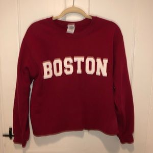 BOSTON CROPPED SWEATSHIRT